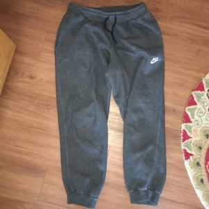 NIKE SWEAT PANTS