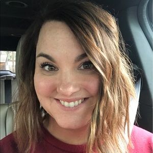 Meet your Posher, Laci