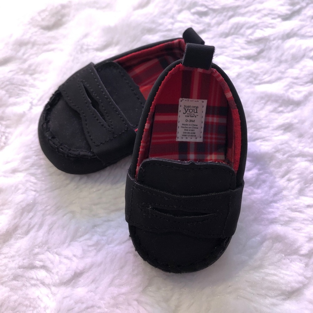Black soft moccasins