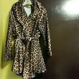 Women Leopard Print Raincoat with hood