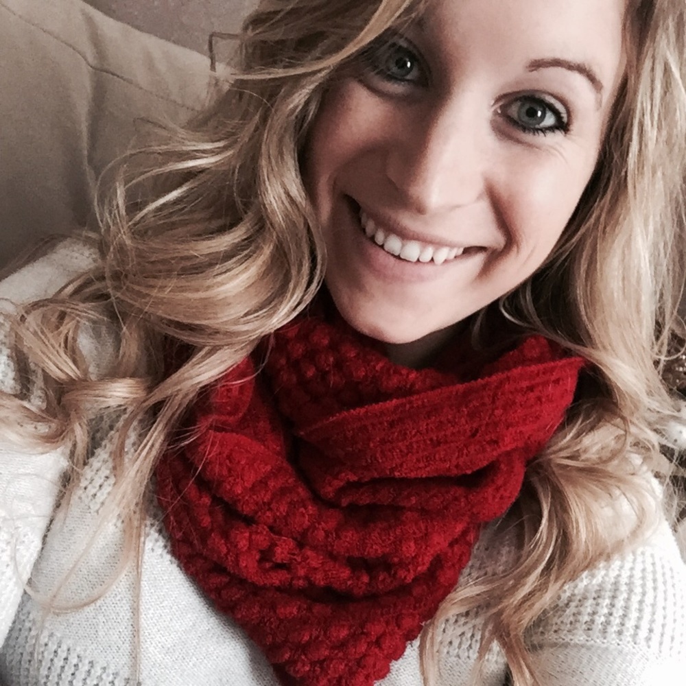 Meet your Posher, Alyssa