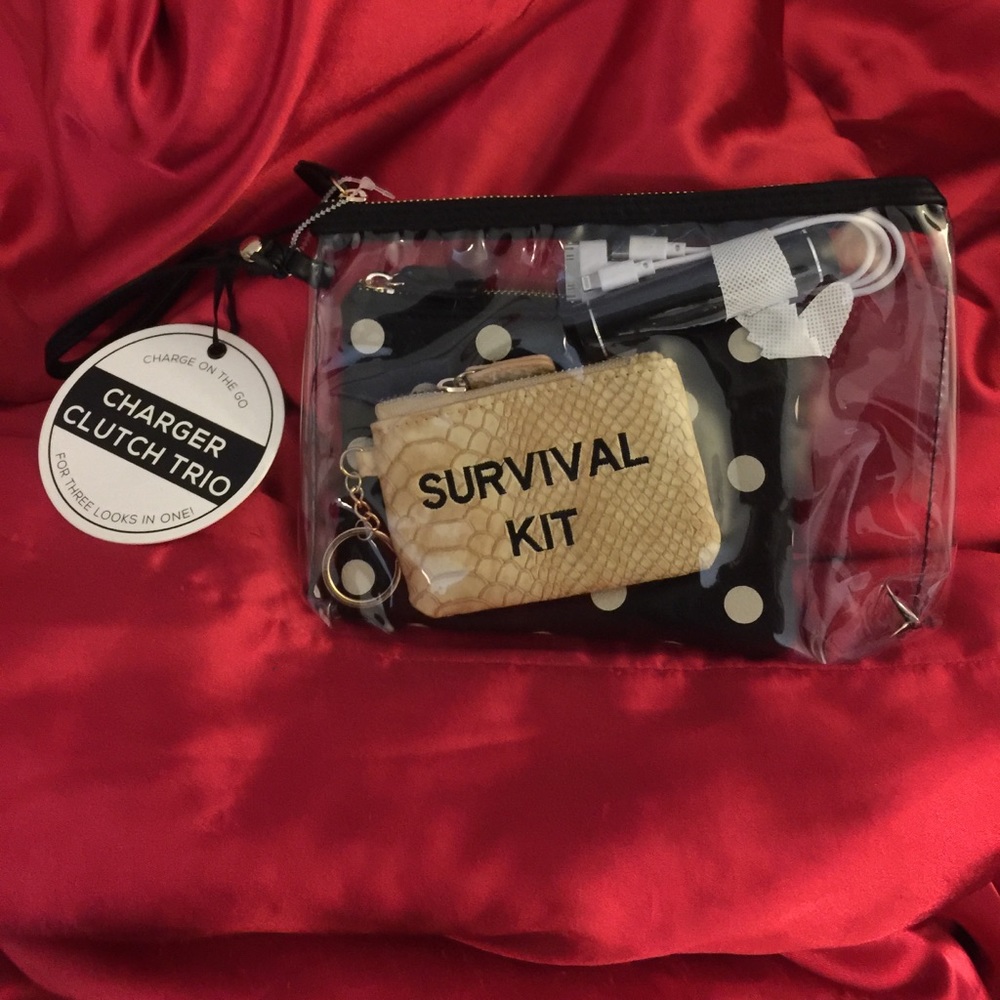 PORTABLE CHARGING CLUTCH TRIO