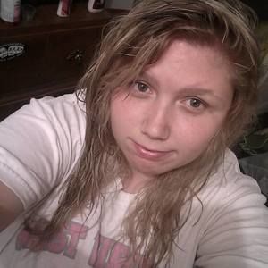 Meet your Posher, Michaela