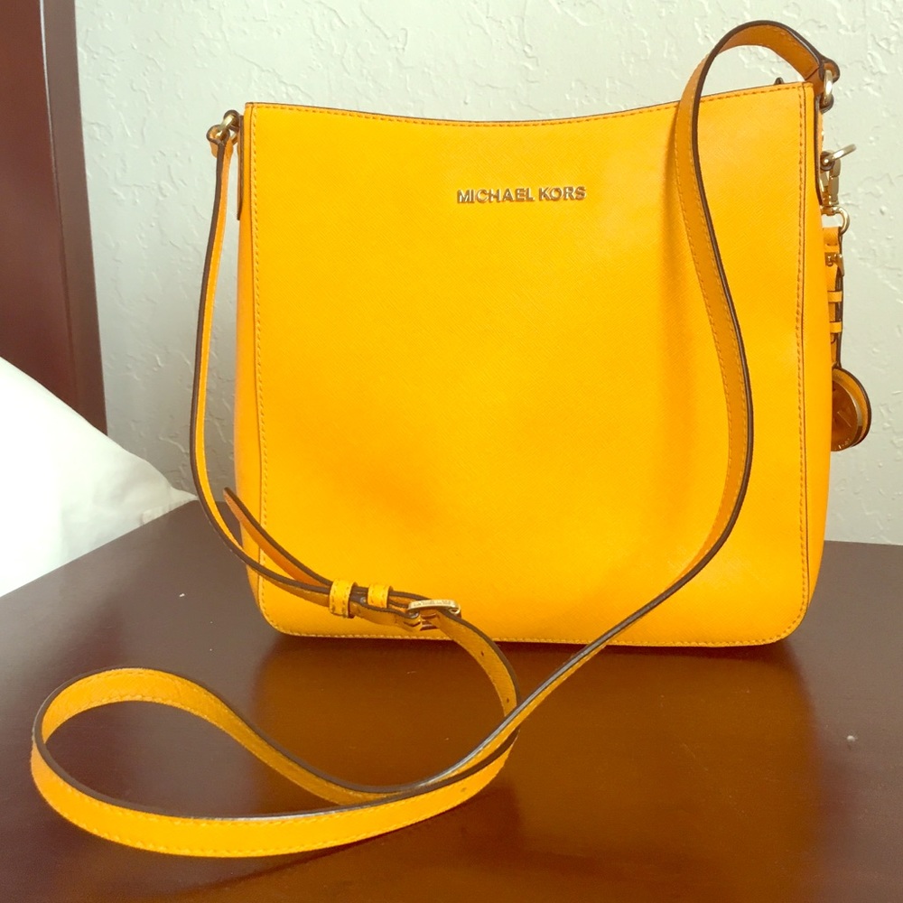 Michael Kors crossbody purse
