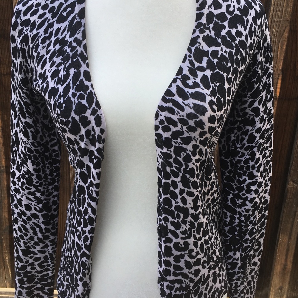 Leopard Print Cardigan - Picture 6 of 7