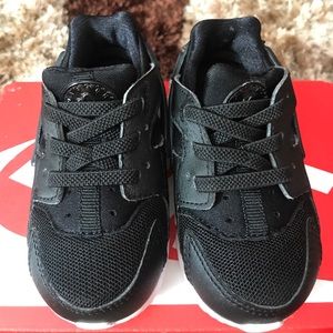 SOLD‼️‼️ Toddler huarache