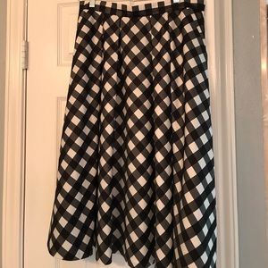 Talbots black/white plaid midi skirt