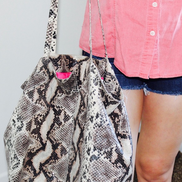 Saks Fifth Avenue Handbags - Tote HandBag