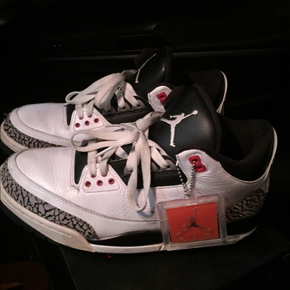 Air Jordan 3’s cement - Picture 2 of 5