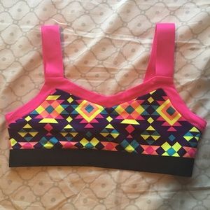 Circo Girls Sports bra Size M (7/8)