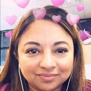 Meet your Posher, Natalie