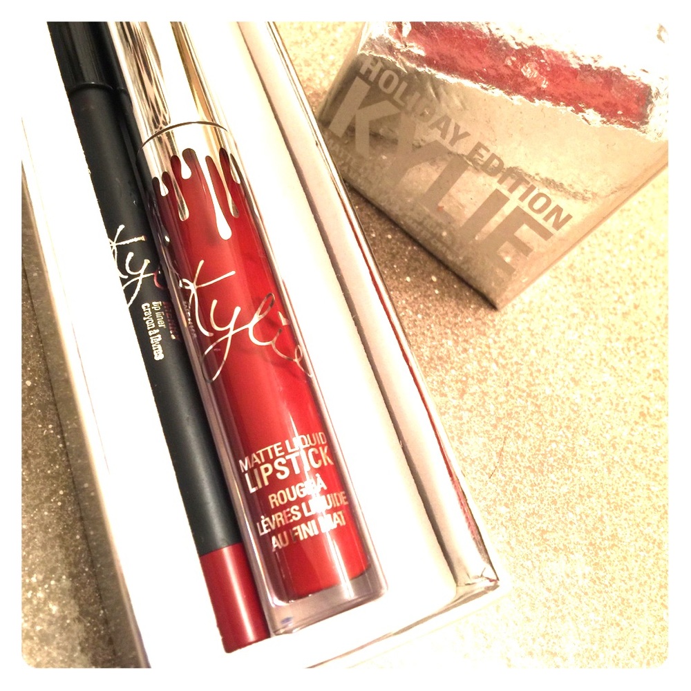 Kylie cosmetics matte lipstick