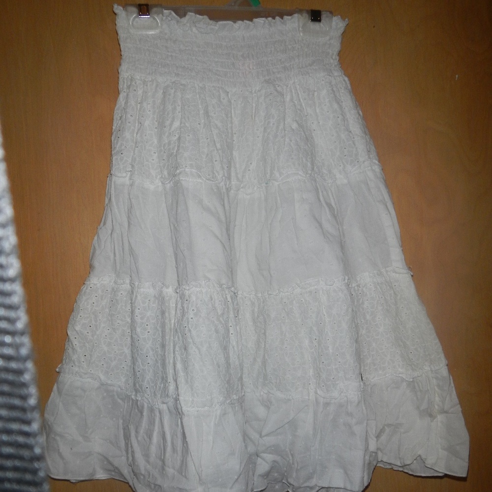 Long White Cotton Layered Skirt
