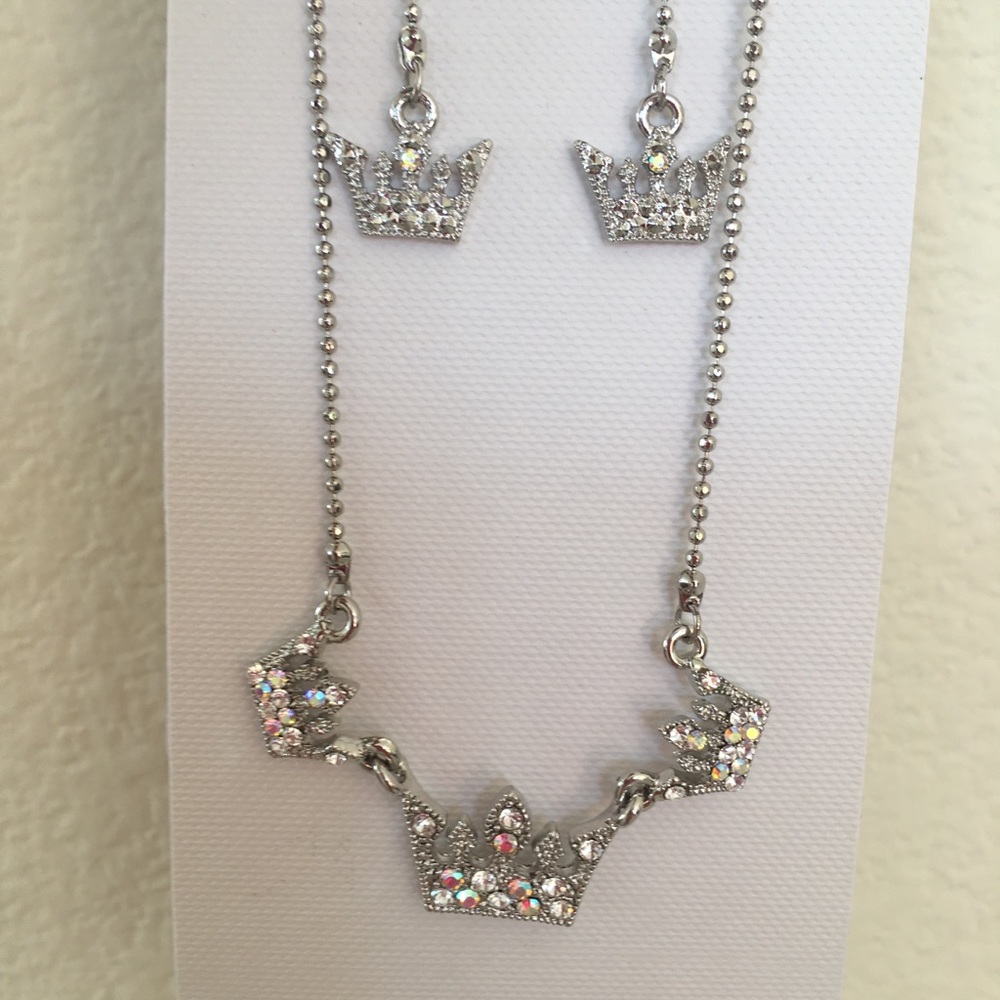 NWT Crown Necklace Genuine Crystal w/Earrings