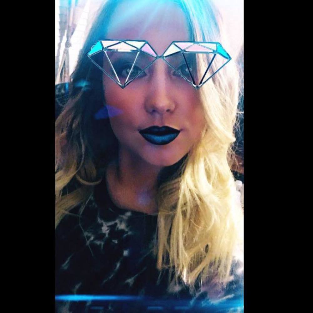 Meet your Posher, Pamela