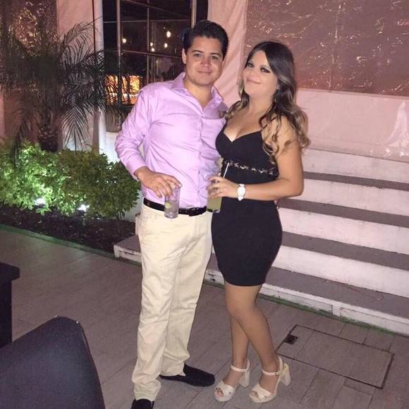 Meet your Posher, Alexia - Picture 1 of 1