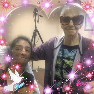 Meet your Posher, Danielle