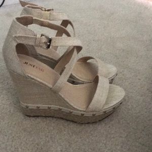 Super Cute! Beige studded wedges!