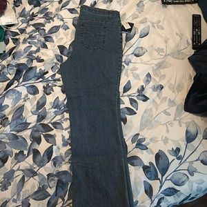 NWT Dressbarn Westport Bootcut Jeans 18S