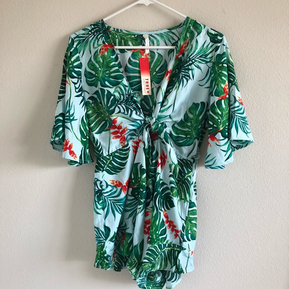 NWT Leaf Print Tropical Romper