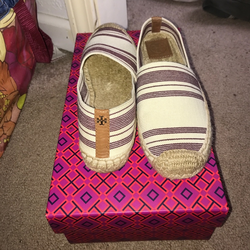 Tory burch espadrilles worn twice.