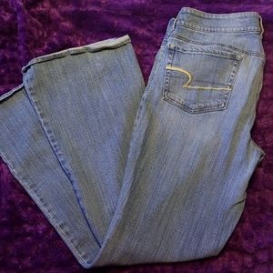 American eagle jeans
