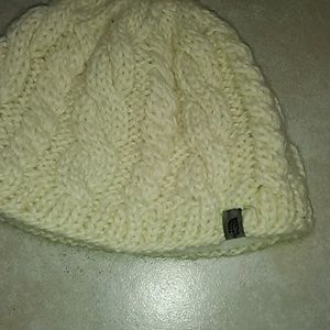 Knitted North Face fleece lined beanie