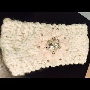 New Gorgeous Cream Crochet Headband Wrap
