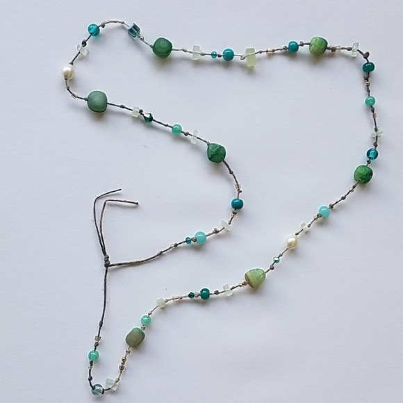 Jade and semi-precious Stone necklace - Picture 2 of 8