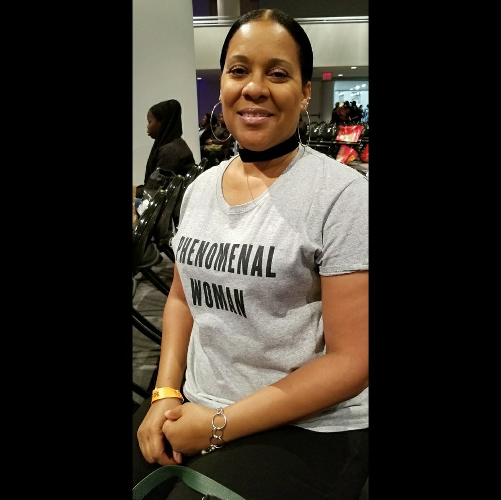 Meet your Posher, Renee