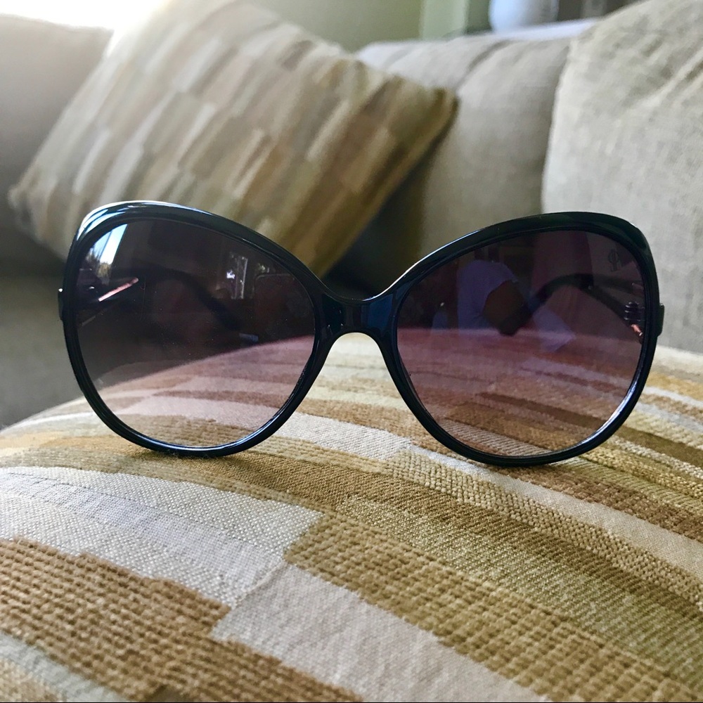 JLO sunglasses by Jennifer Lopez