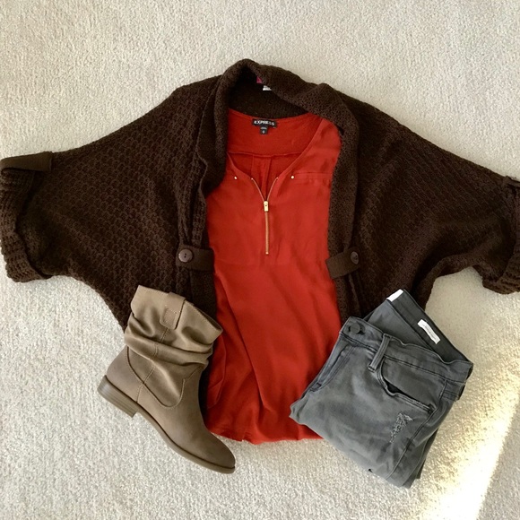 Jackets & Blazers - 🎀3 for $10🎀Oversized brown cardigan