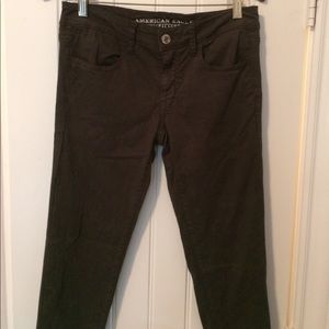 American eagle army green super stretch jeggings