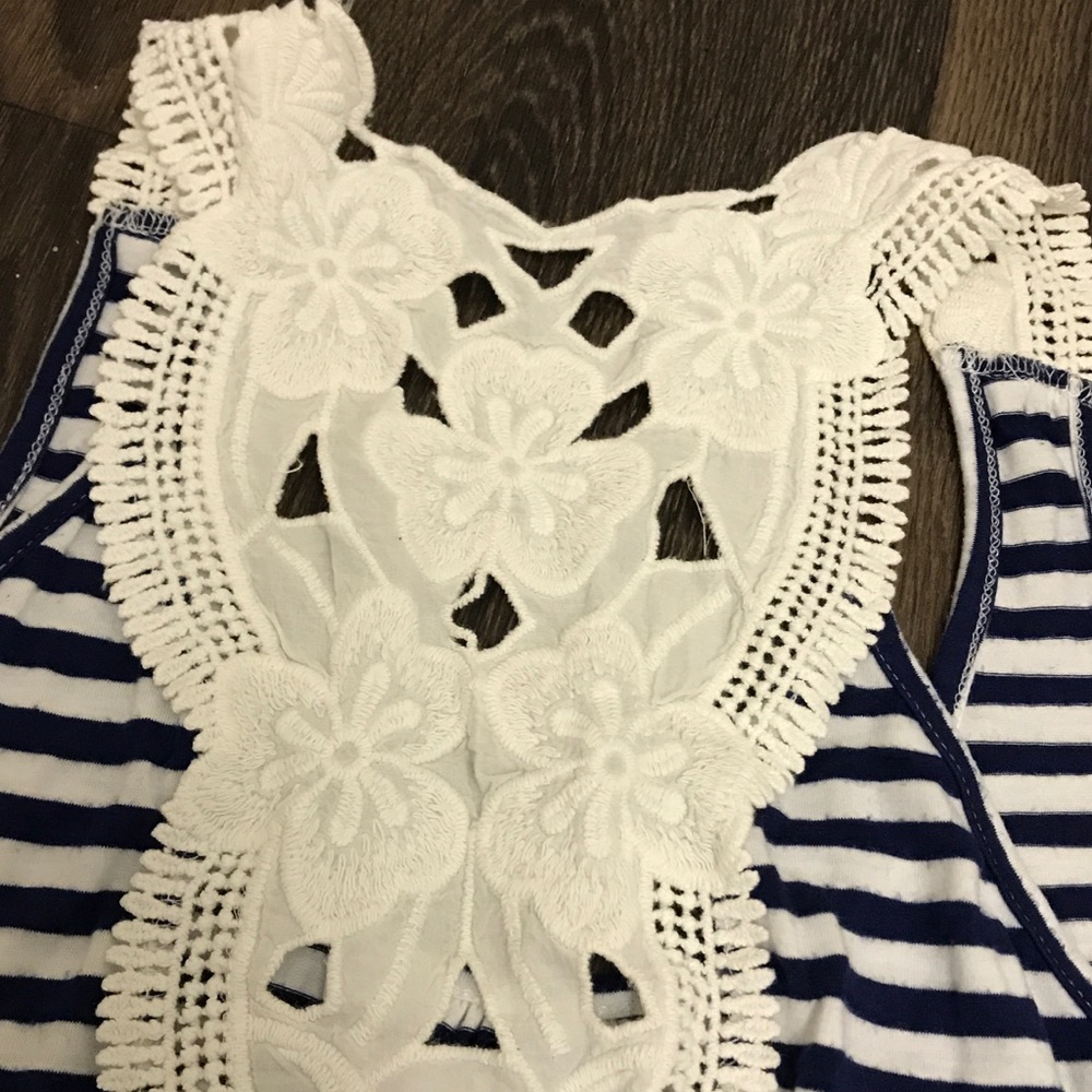 [NOT AVAILABLE] - Picture 4 of 7