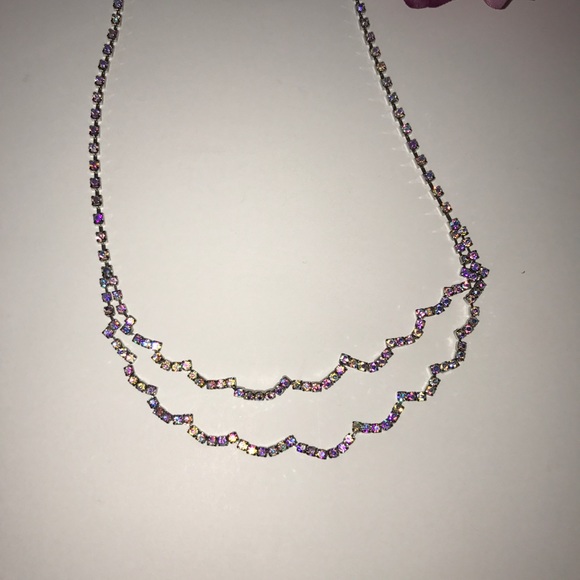 ๐ฐ SALE Elegant and simple RSVP crystal necklace - Picture 4 of 7