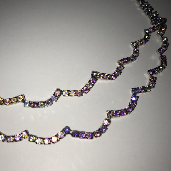 ๐ฐ SALE Elegant and simple RSVP crystal necklace - Picture 6 of 7