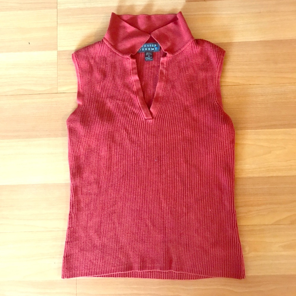 Short sleeve turtle neck. Spencer Jeremy