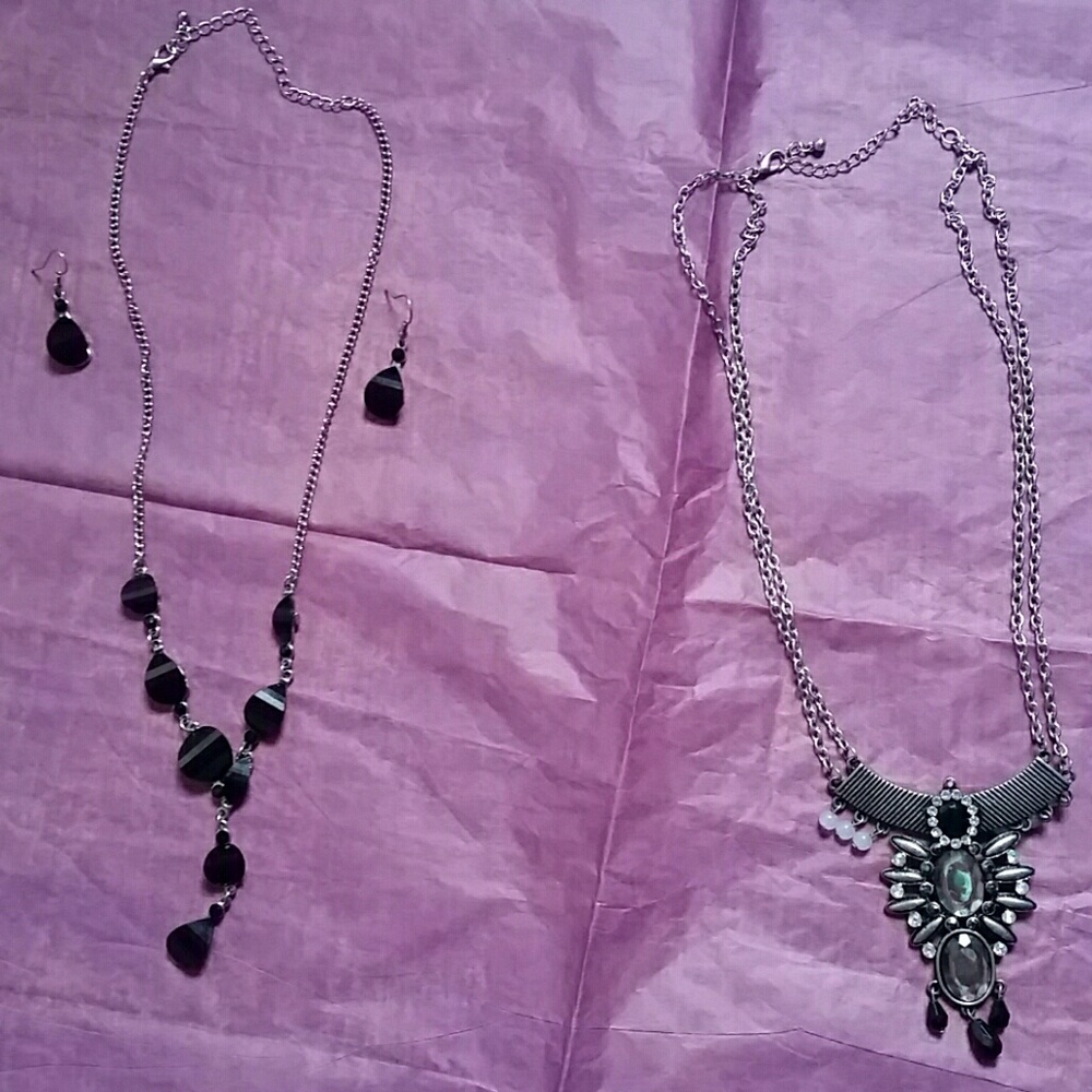 Necklace 2, one with earrings