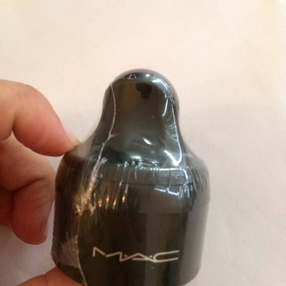 Mac mineralize loose powder medium deep