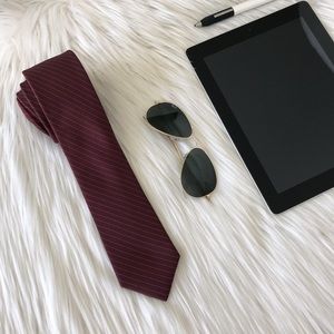 SILK NECKTIE
