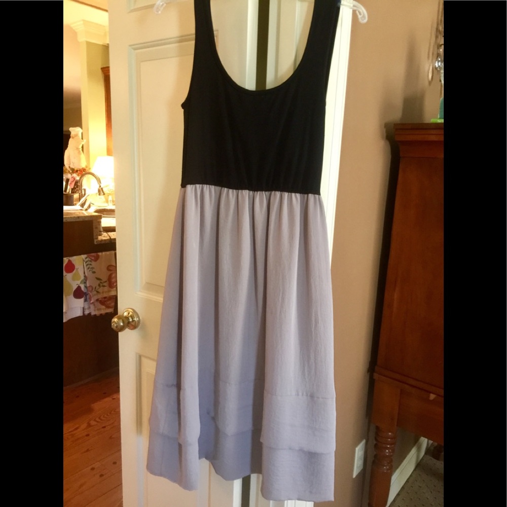 Sleeveless dress