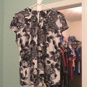 Beautiful Black/White Floral Blouse