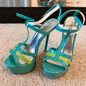 NEW Turquoise Stilettos 😍