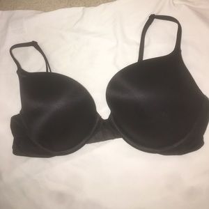 Victoria’s Secret very sexy push up bra