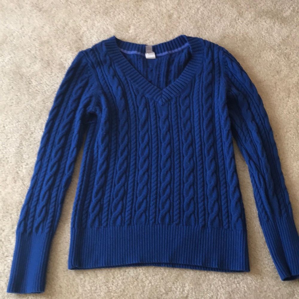 Great for cold weather! Comfy Sweater!