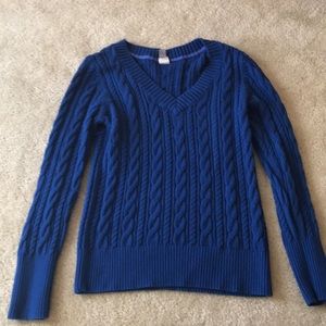 Great for cold weather! Comfy Sweater!