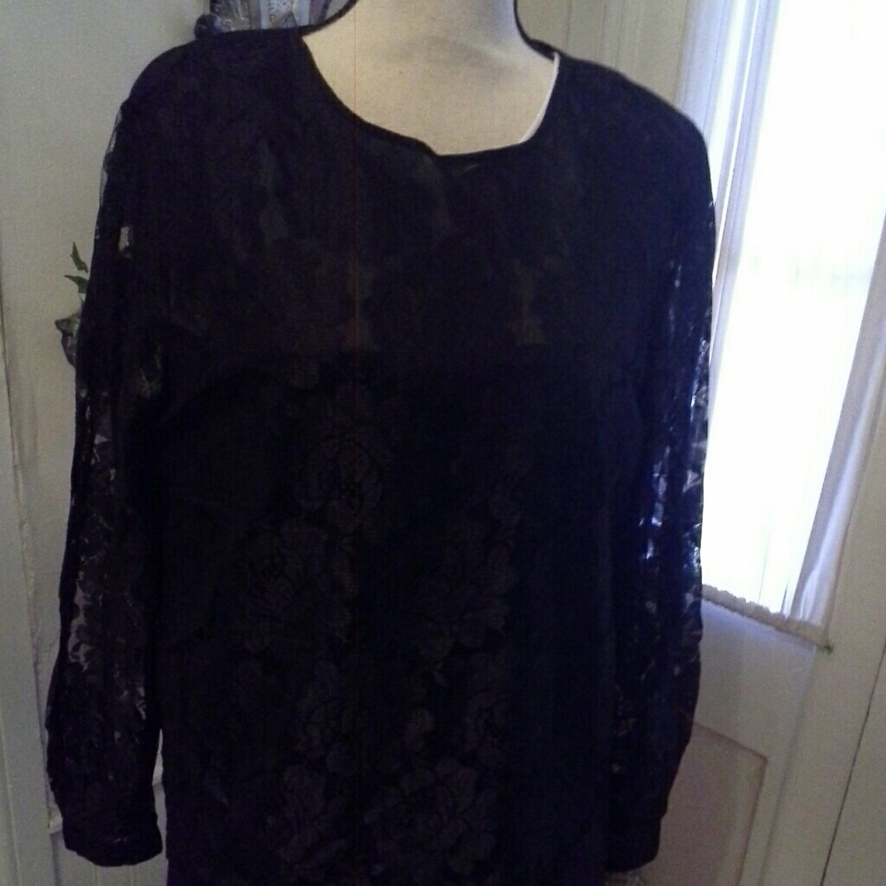Spenser Jeremy black lace top size 12