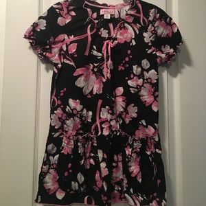 XS Koi BCA scrub top