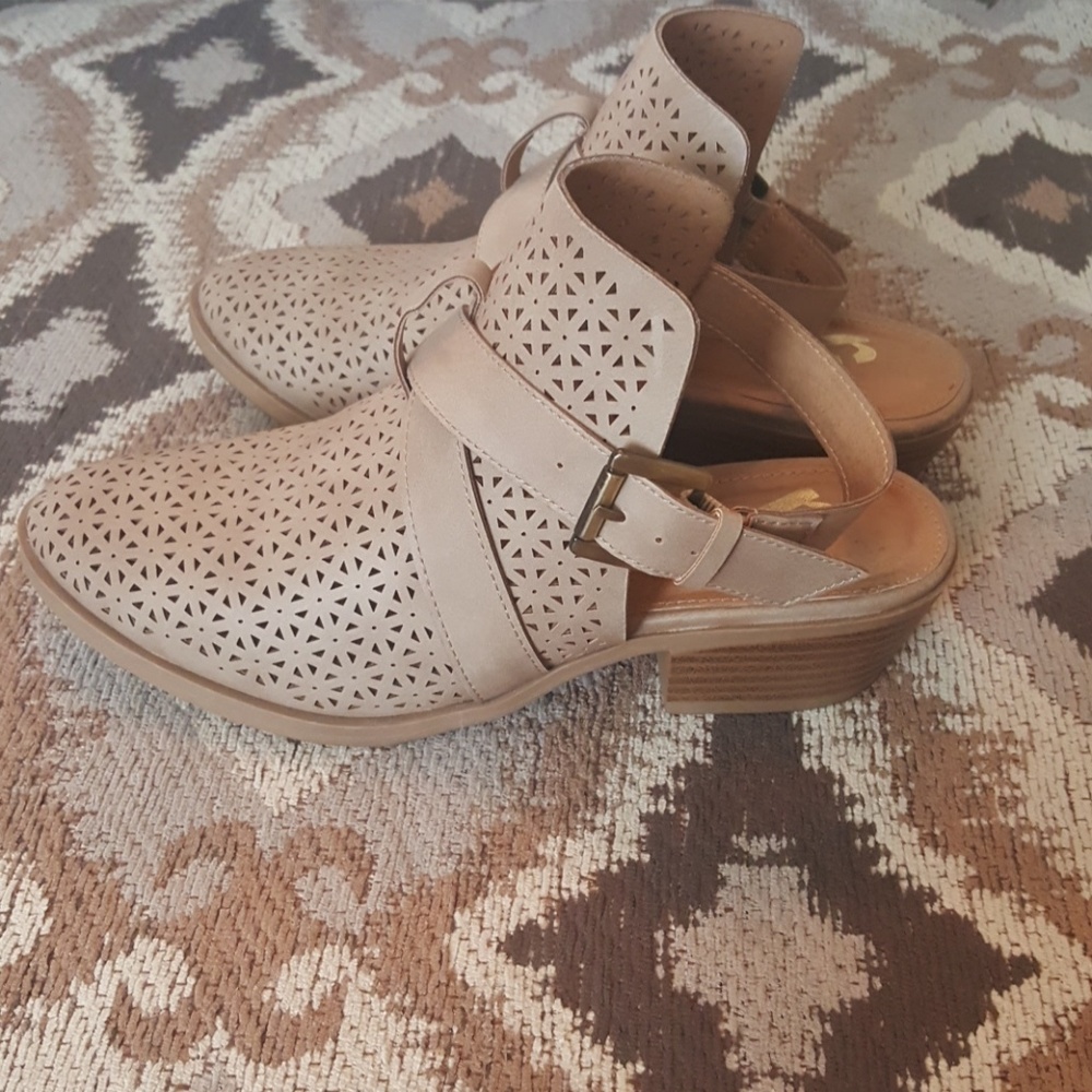 Report booties - Picture 4 of 4