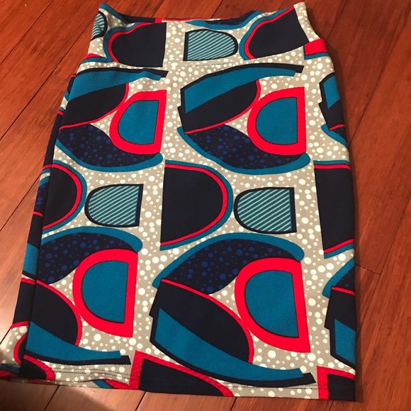 Lularoe Print Cassie Skirt size small - Picture 2 of 6